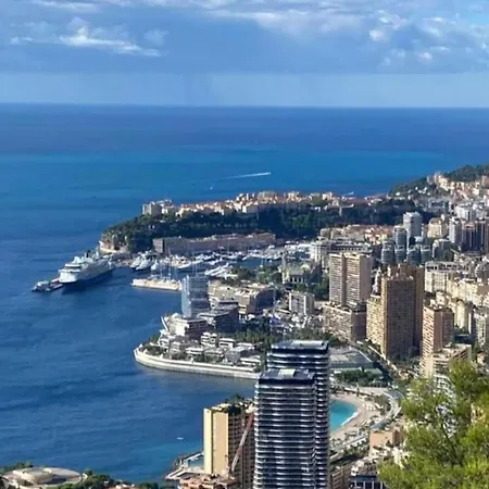 Joli Bord De Entre Menton Et Monaco *